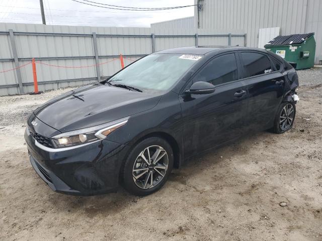 3KPF24AD8PE593783 Kia Forte LX