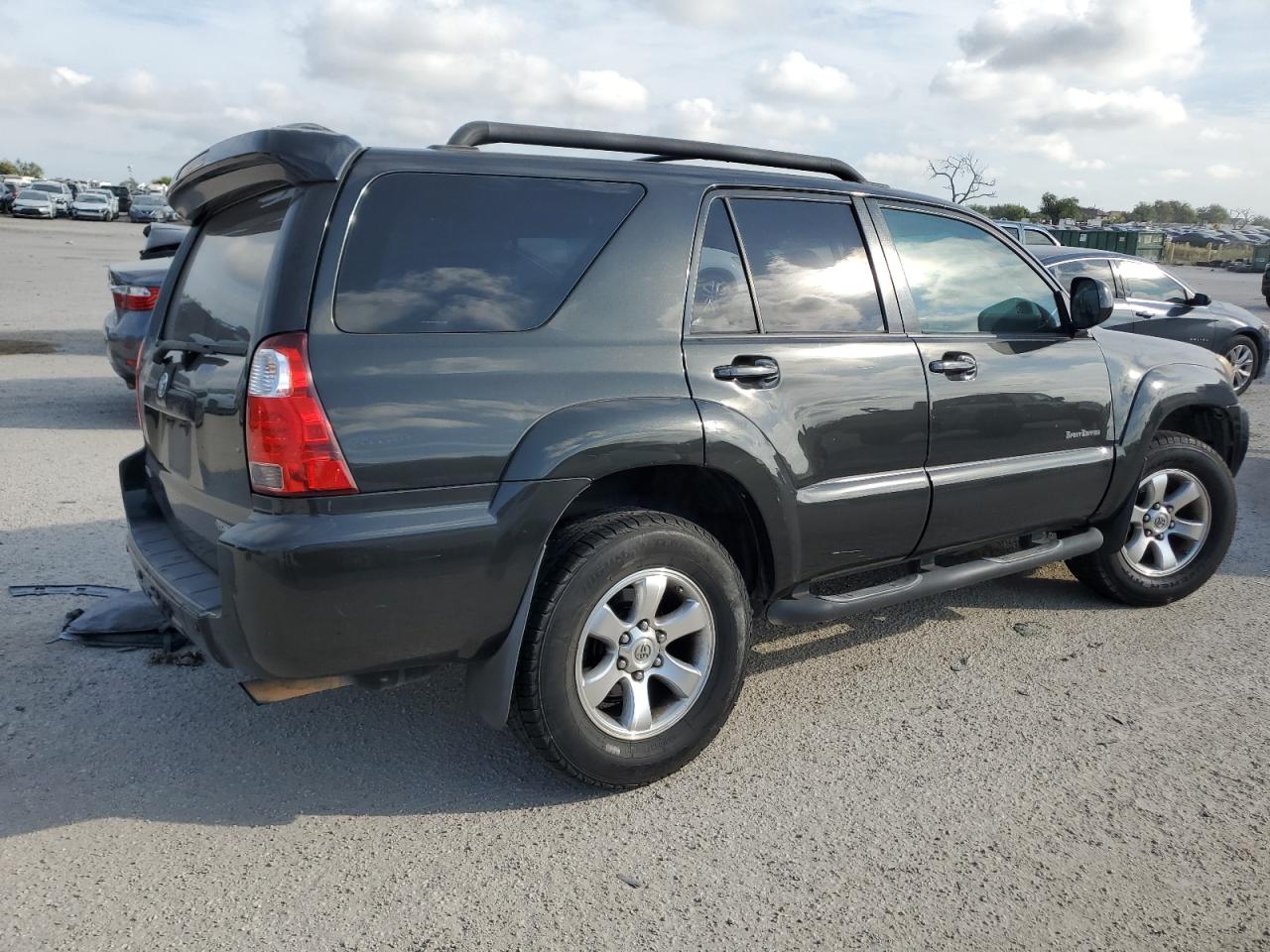 2009 Toyota 4Runner - Image 3