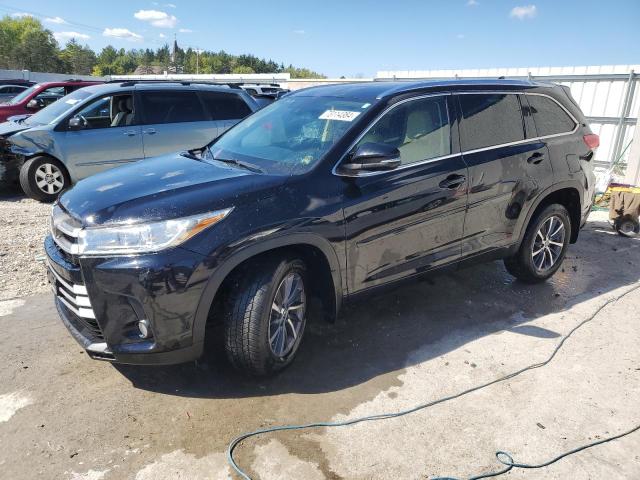 2018 Toyota Highlander Se