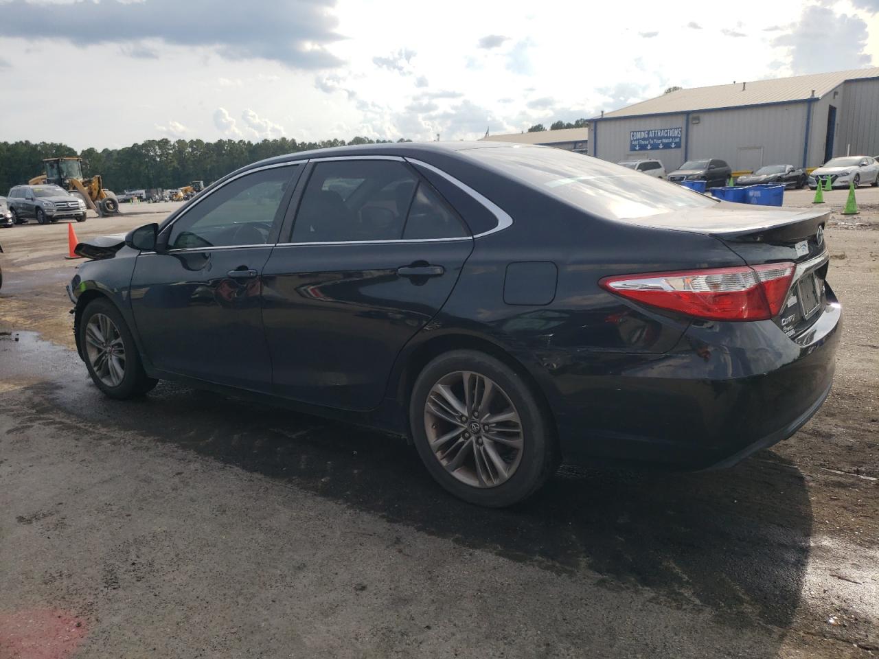 4T1BF1FKXGU267392 2016 TOYOTA CAMRY - Image 2