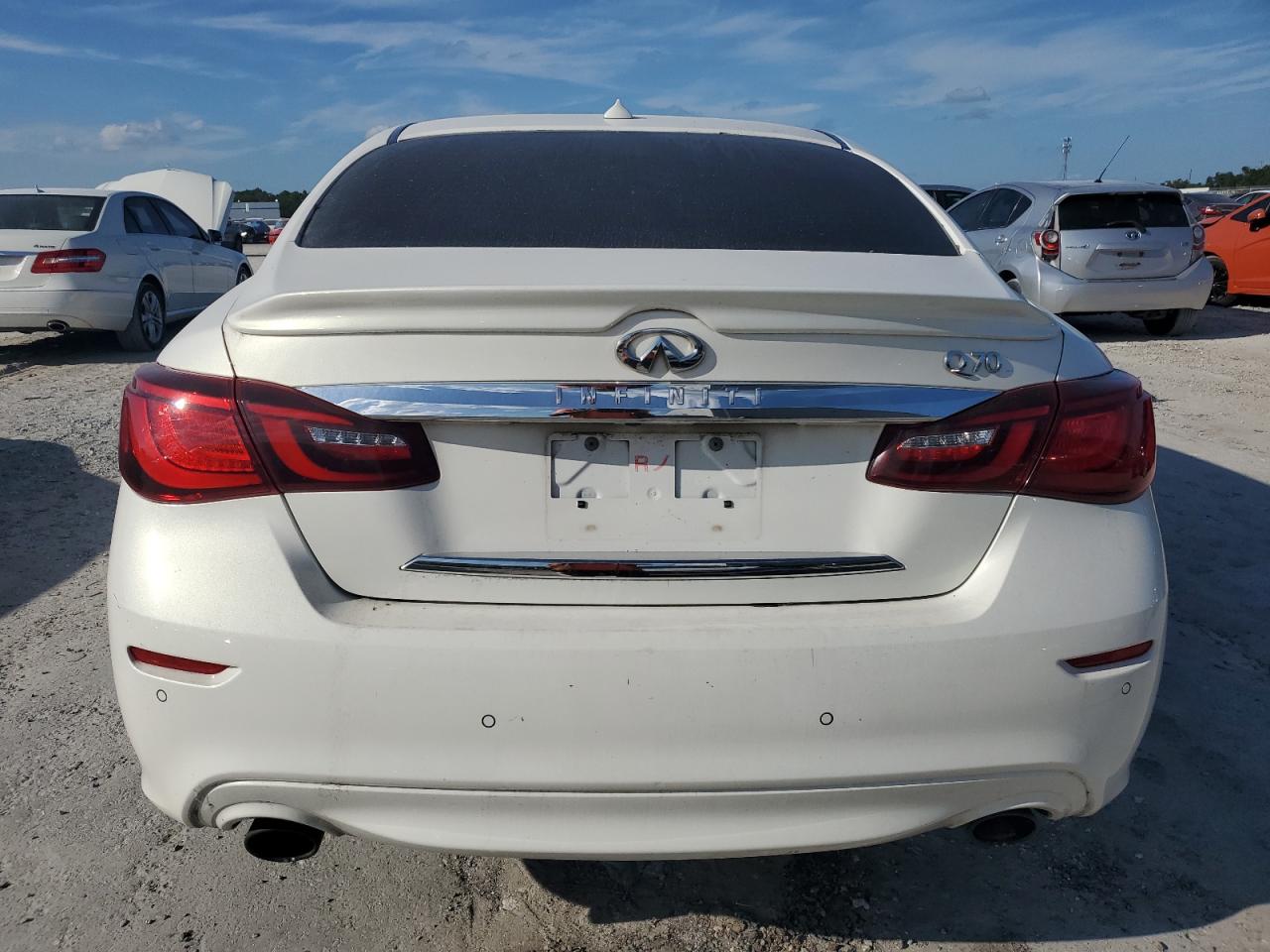 2015 Infiniti Q70L 3.7 VIN: JN1BY1PPXFM601012 Lot: 71972424