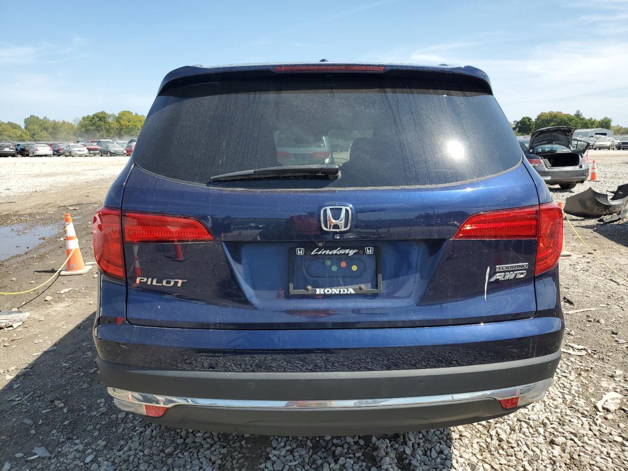 2016 Honda Pilot Touring VIN: 5FNYF6H93GB013988 Lot: 71433934