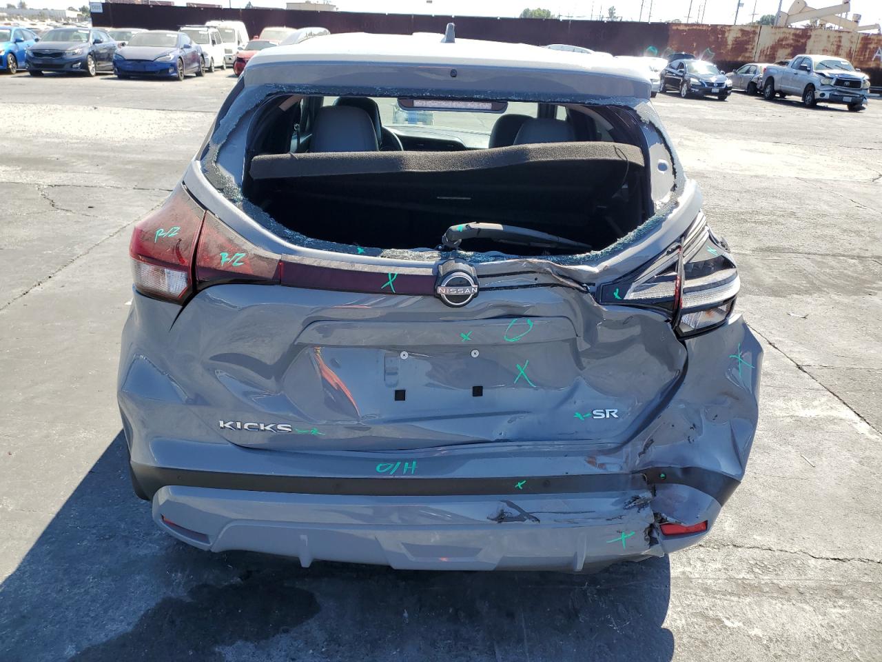 3N1CP5DV7PL553319 2023 Nissan Kicks Sr