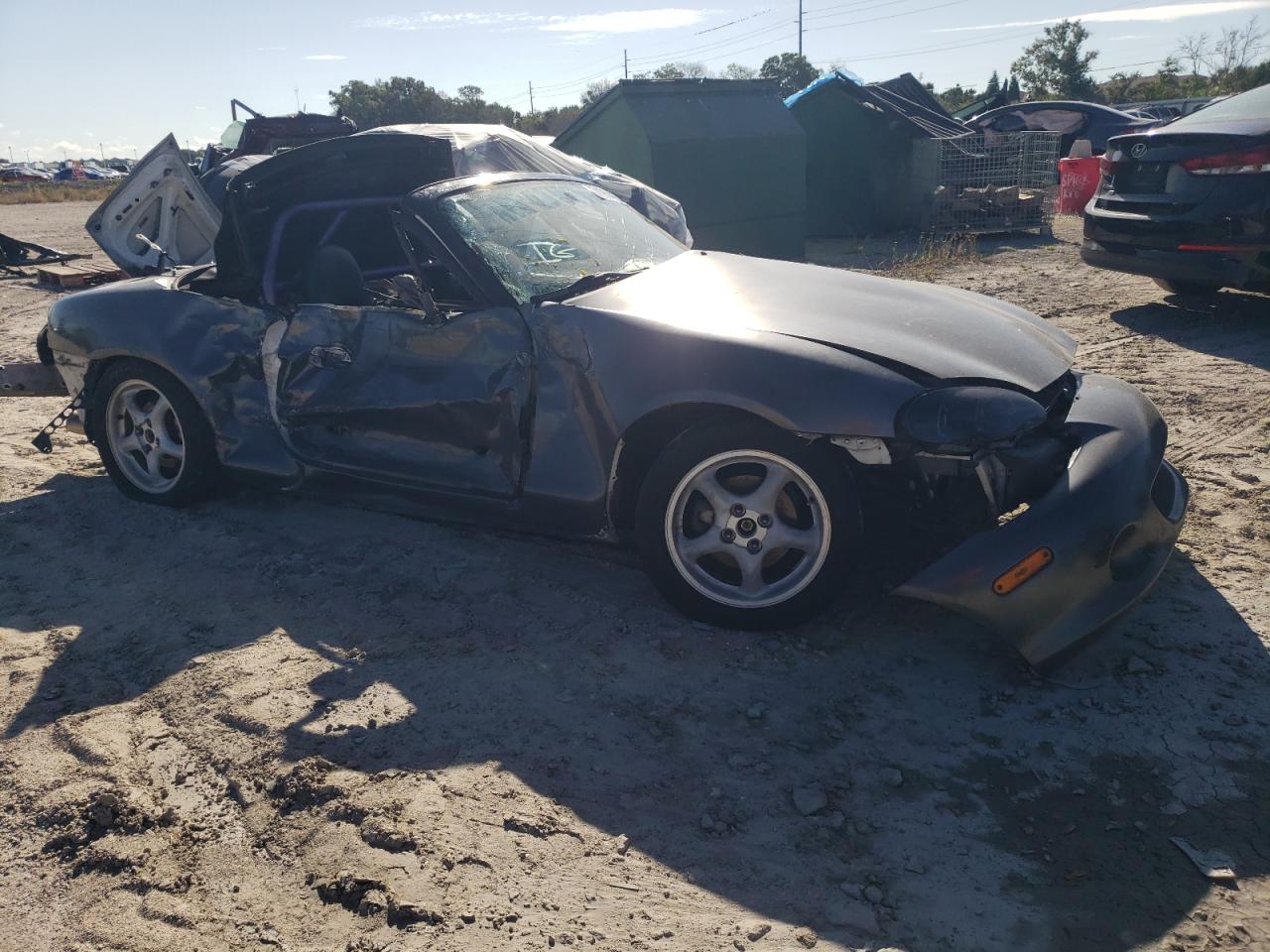 2000 Mazda MX-5 - Image 4