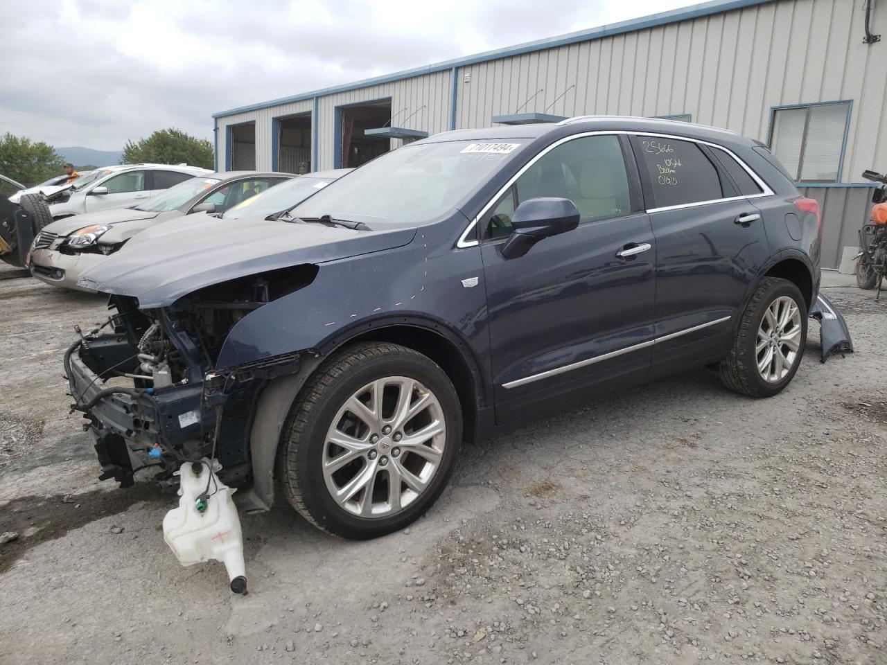 1GYKNDRS4JZ197655 2018 Cadillac Xt5 Luxury