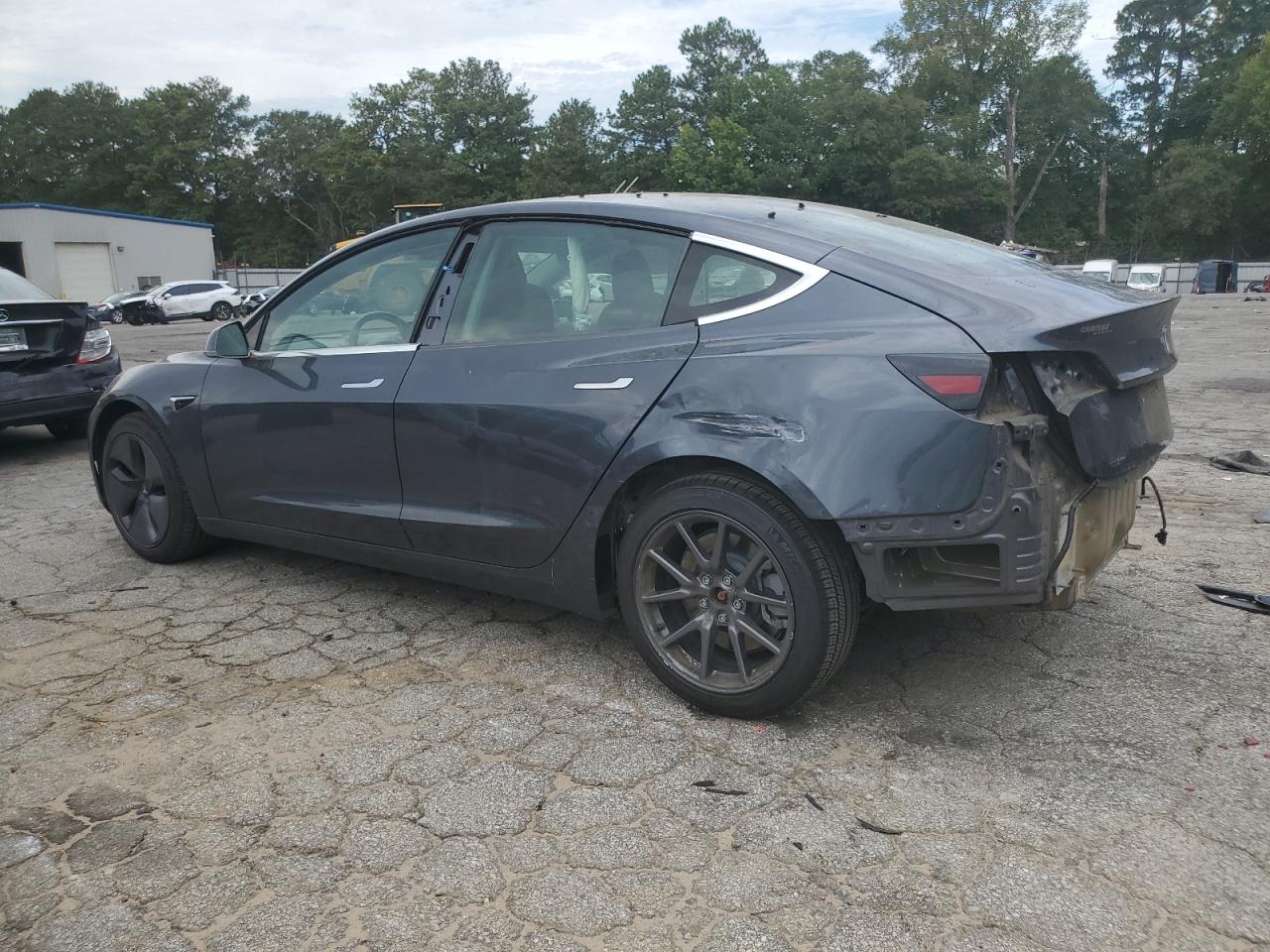 5YJ3E1EA3KF313585 2019 TESLA MODEL 3 - Image 2