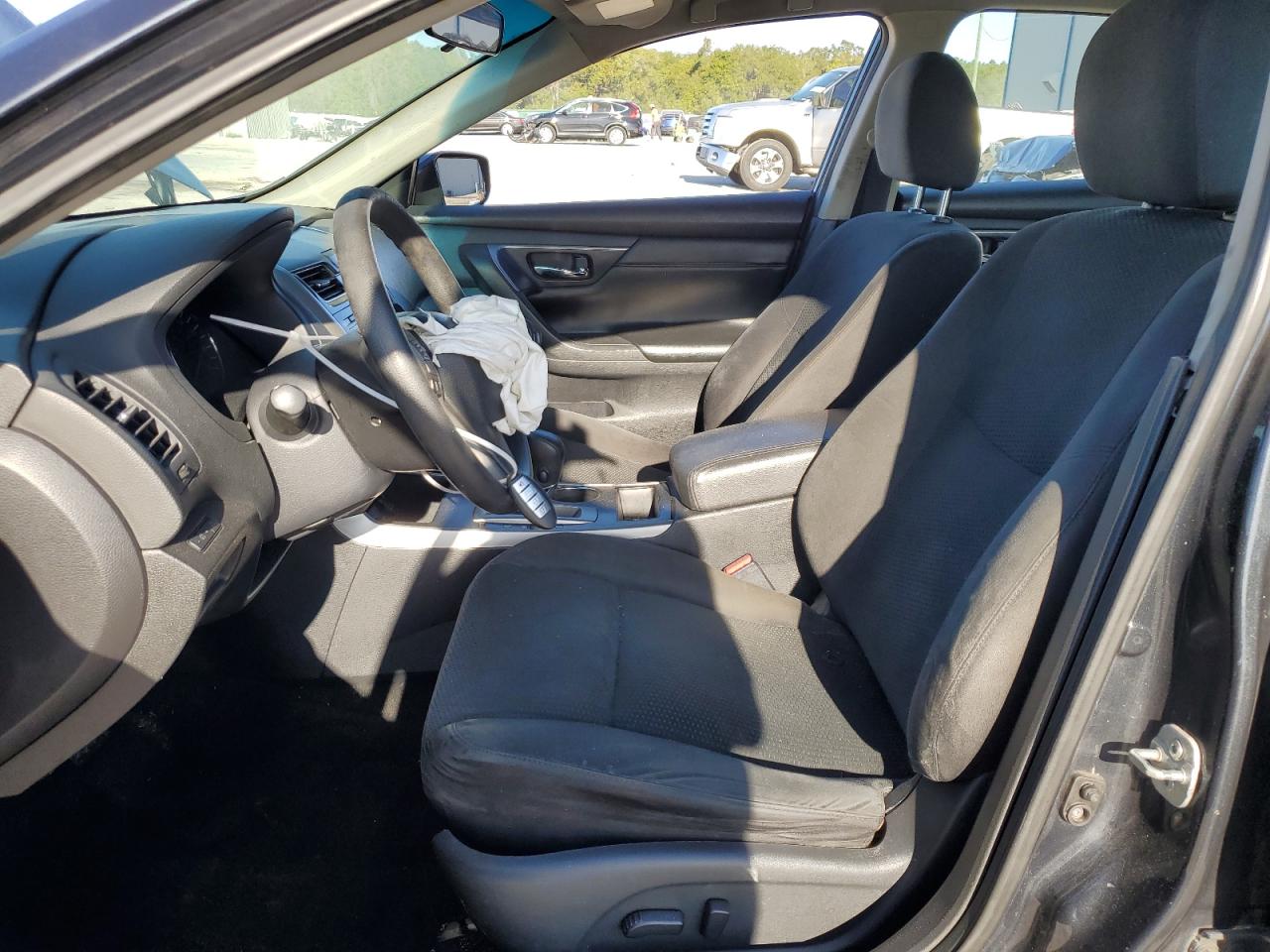 2015 Nissan Altima - Image 7