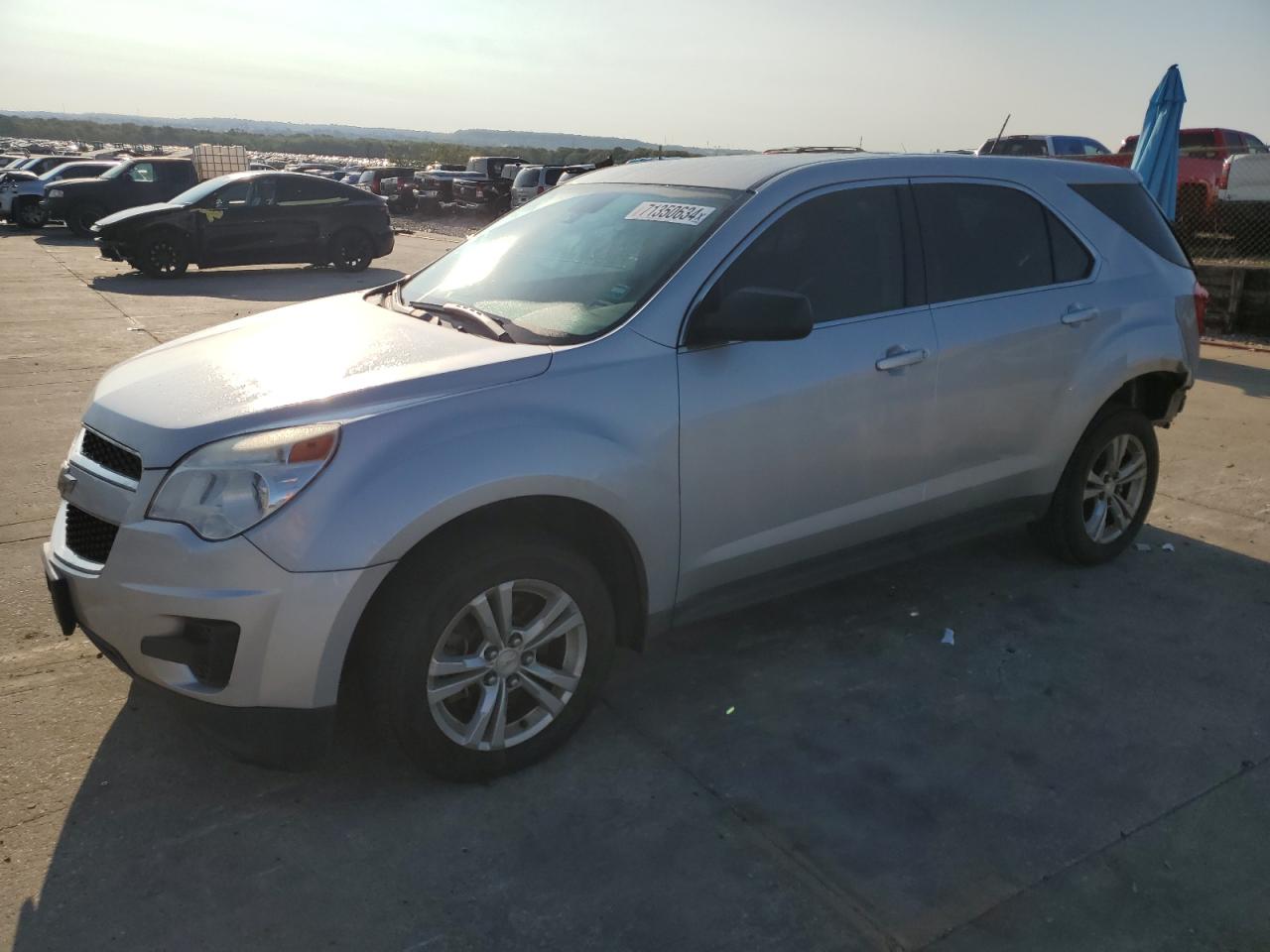 2GNALAEK8F6252033 2015 CHEVROLET EQUINOX - Image 1