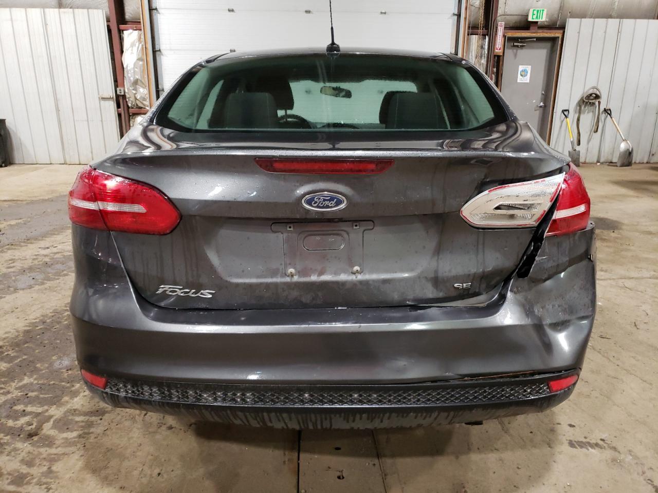 1FADP3F22JL262499 2018 Ford Focus Se