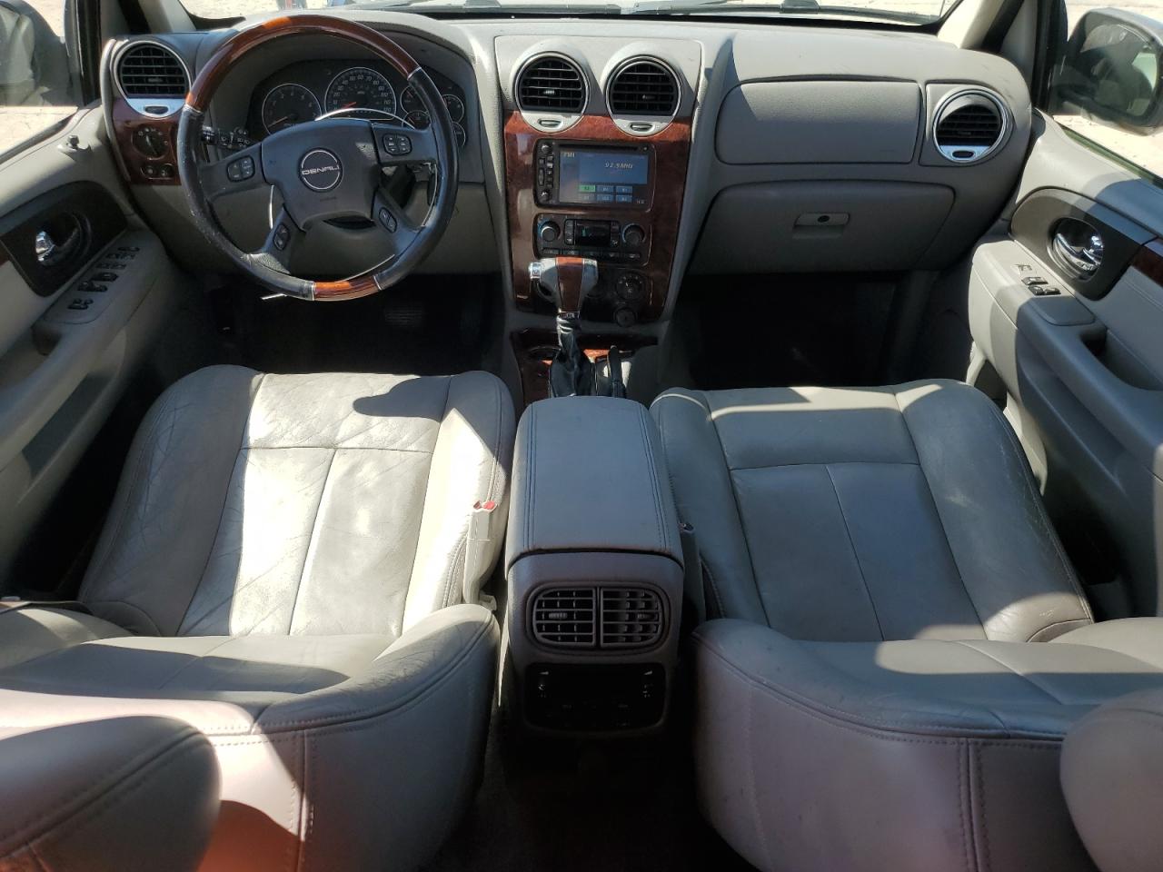 1GKES63M372150236 2007 GMC Envoy Denali