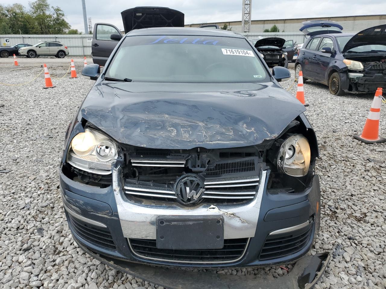2009 Volkswagen Jetta - Image 5