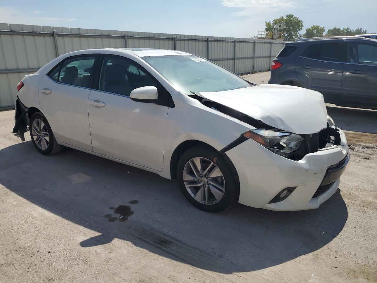 VIN 5YFBPRHEXGP458749 2016 TOYOTA COROLLA no.4