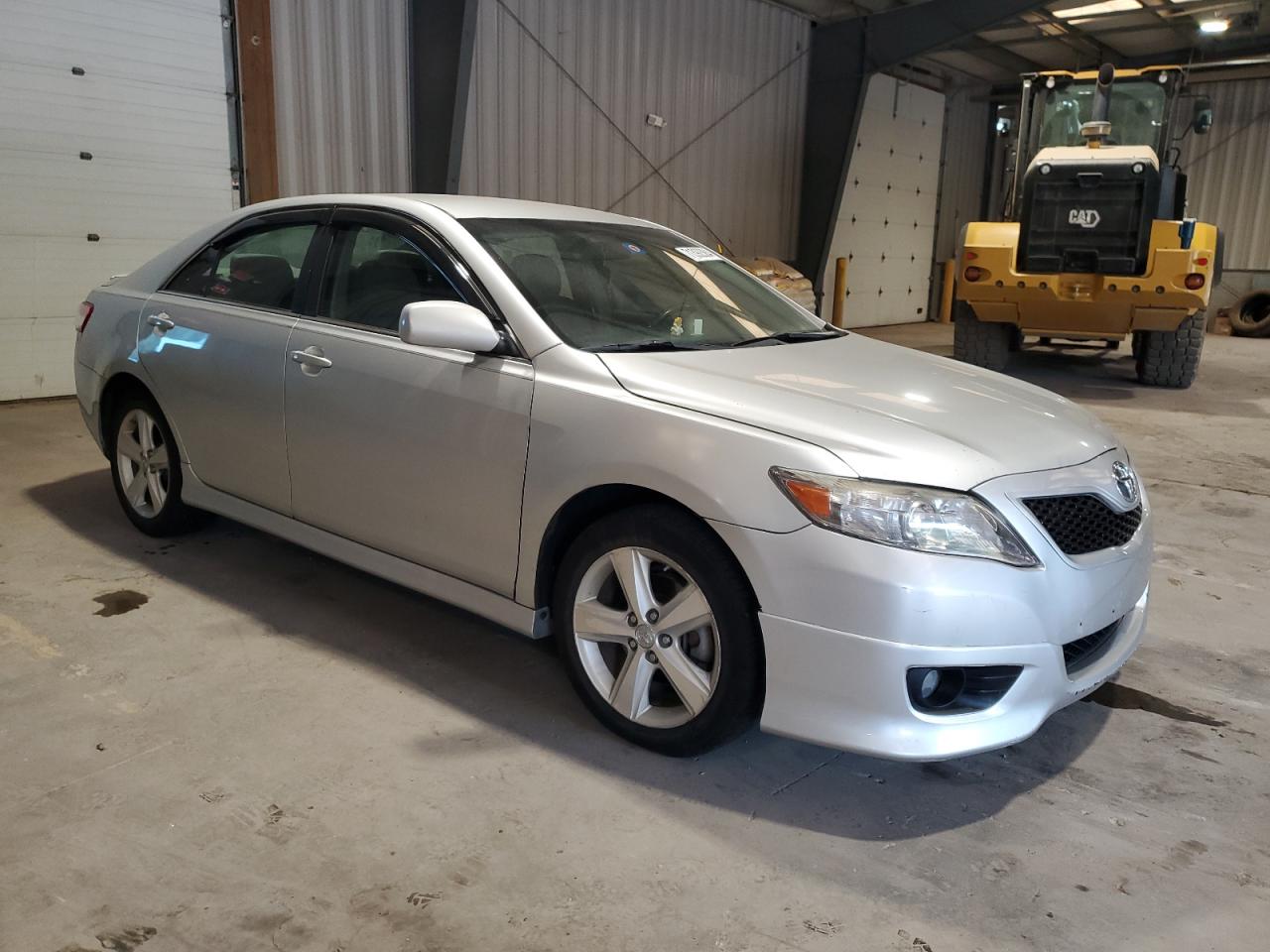2011 Toyota Camry - Image 4