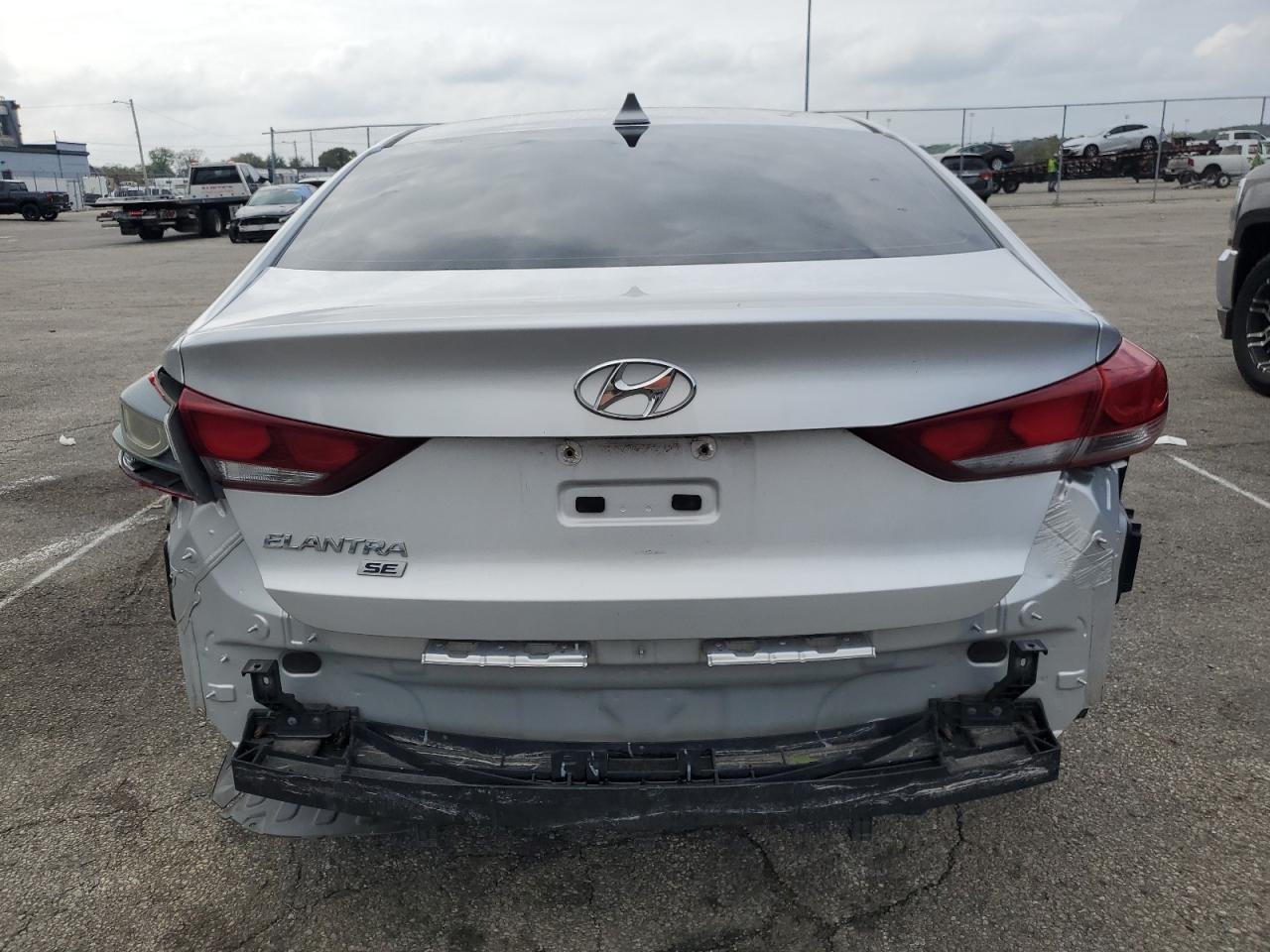 5NPD74LF5HH172785 2017 Hyundai Elantra Se