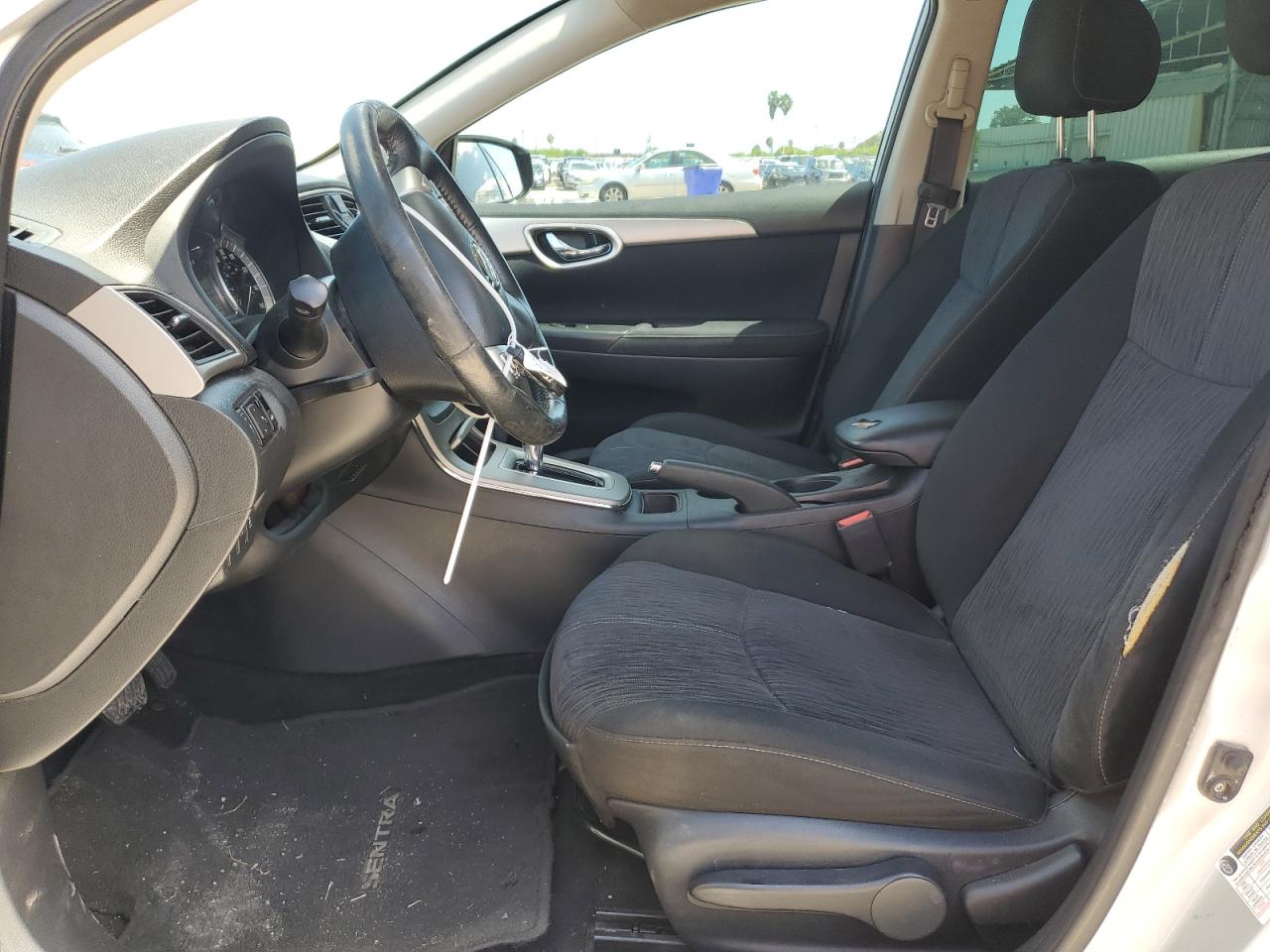 2014 Nissan Sentra - Image 7