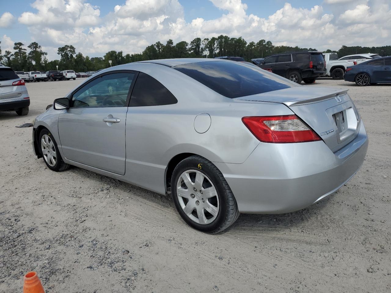 2011 Honda Civic - Image 2
