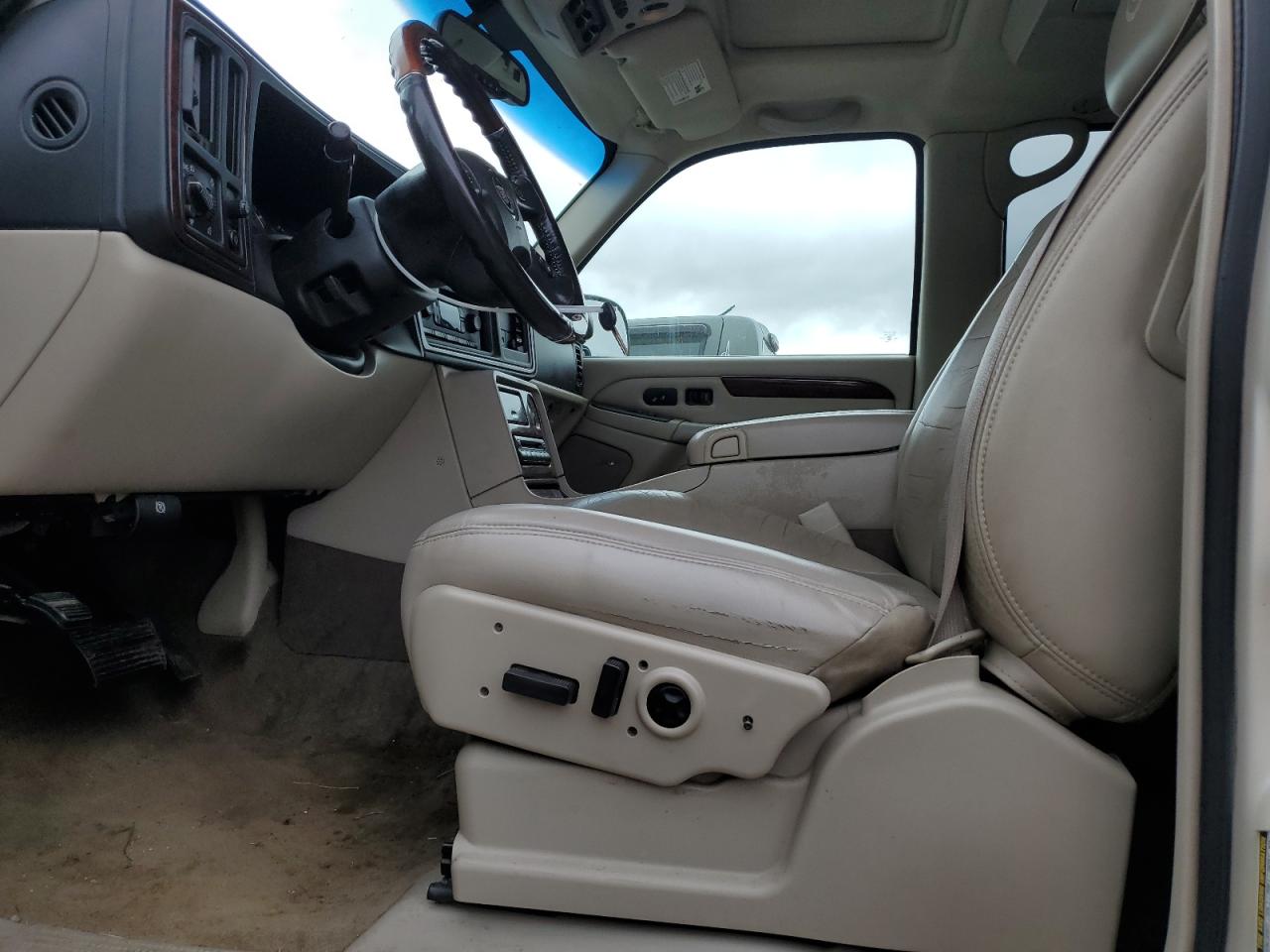 1GYEK63N86R106687 2006 Cadillac Escalade Luxury