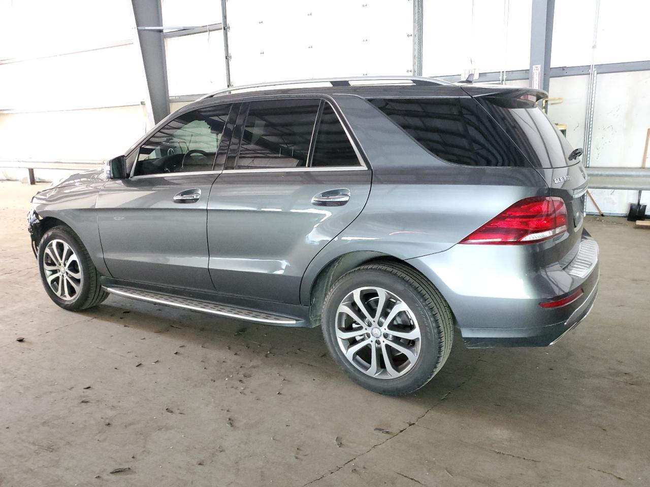 4JGDA5JB4HA846368 2017 MERCEDES-BENZ GLE - Image 2