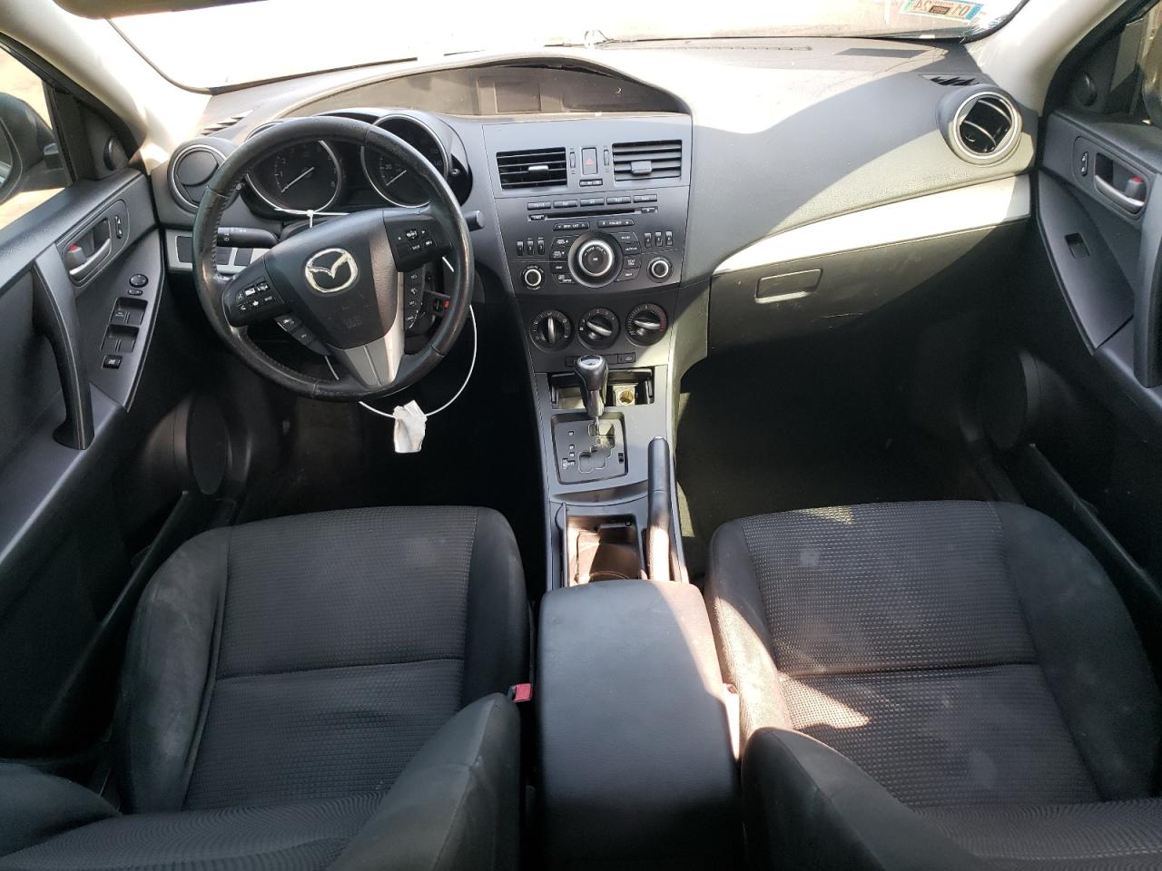 JM1BL1V88C1658622 2012 Mazda 3 I