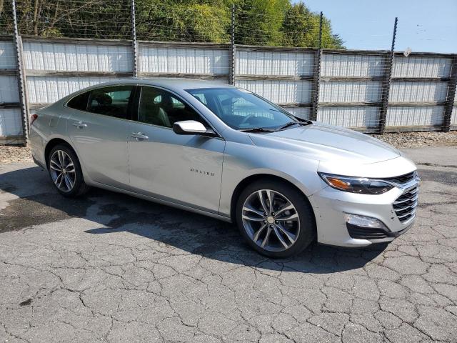 1G1ZD5ST1NF132598 Chevrolet Malibu LT 4