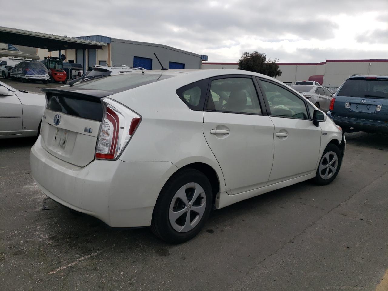 VIN JTDKN3DU0F0470272 2015 TOYOTA PRIUS no.3