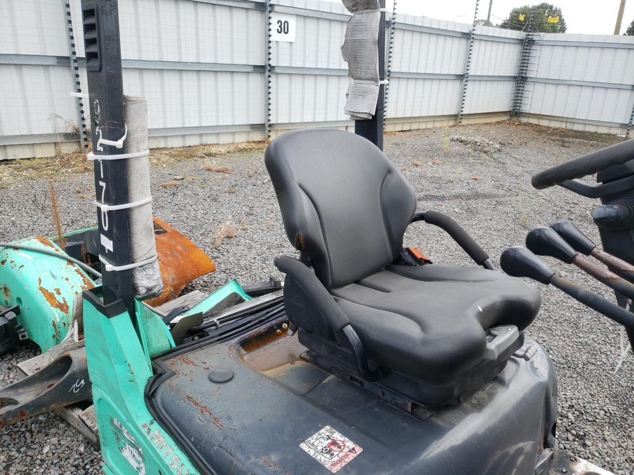 FL1P45951564 2017 Mitsubishi Forklift