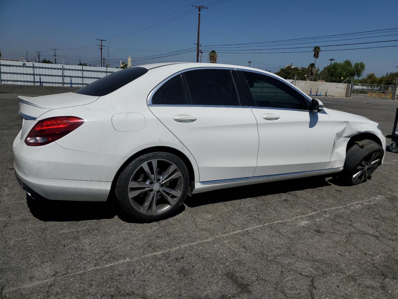 VIN 55SWF4JB5GU162524 2016 MERCEDES-BENZ C-CLASS no.3