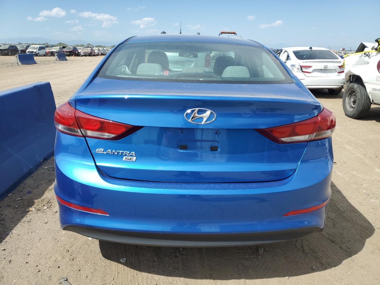 2018 Hyundai Elantra Se VIN: 5NPD74LF1JH262196 Lot: 70489994