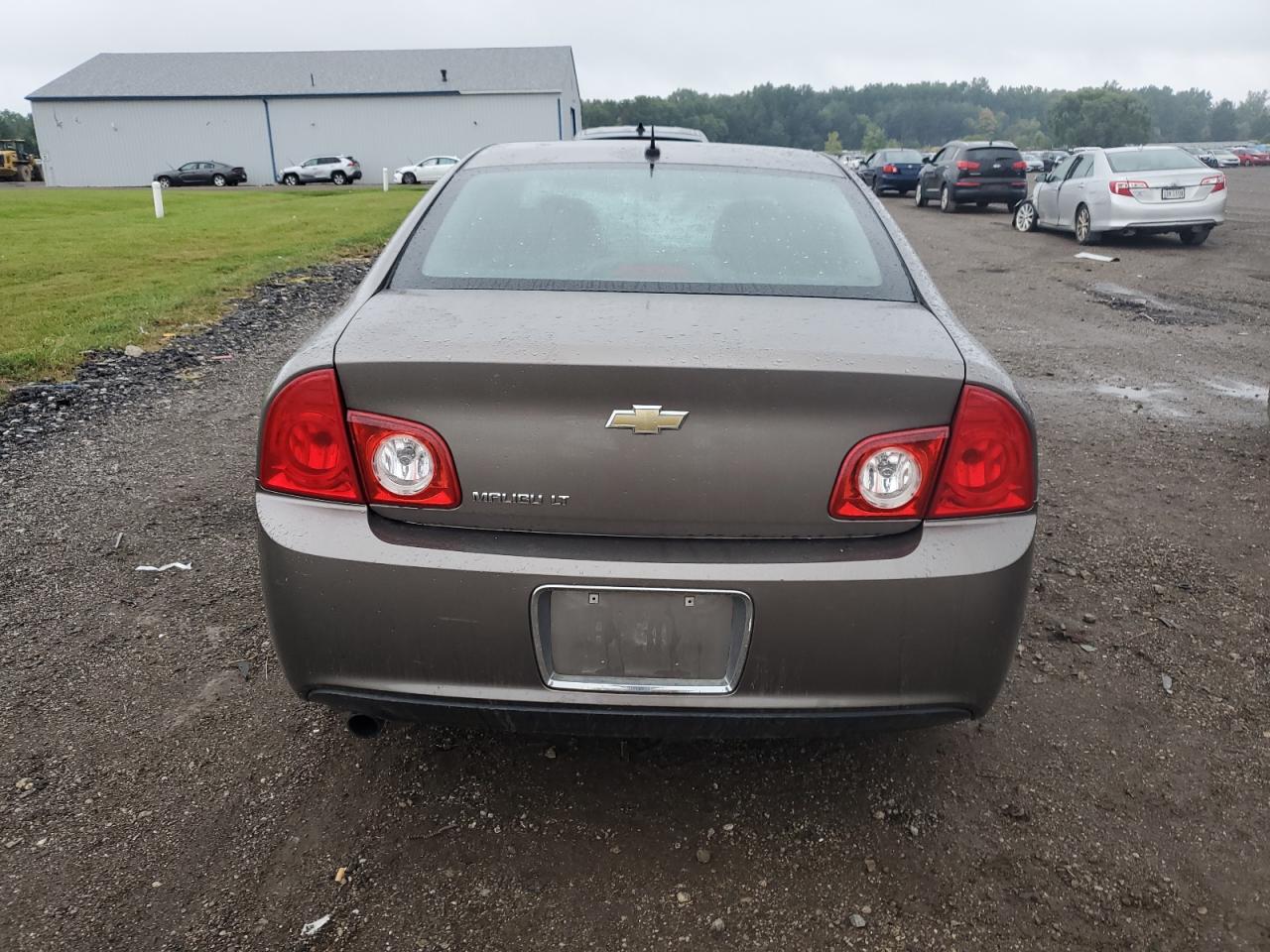 1G1ZD5E12BF217794 2011 Chevrolet Malibu 2Lt