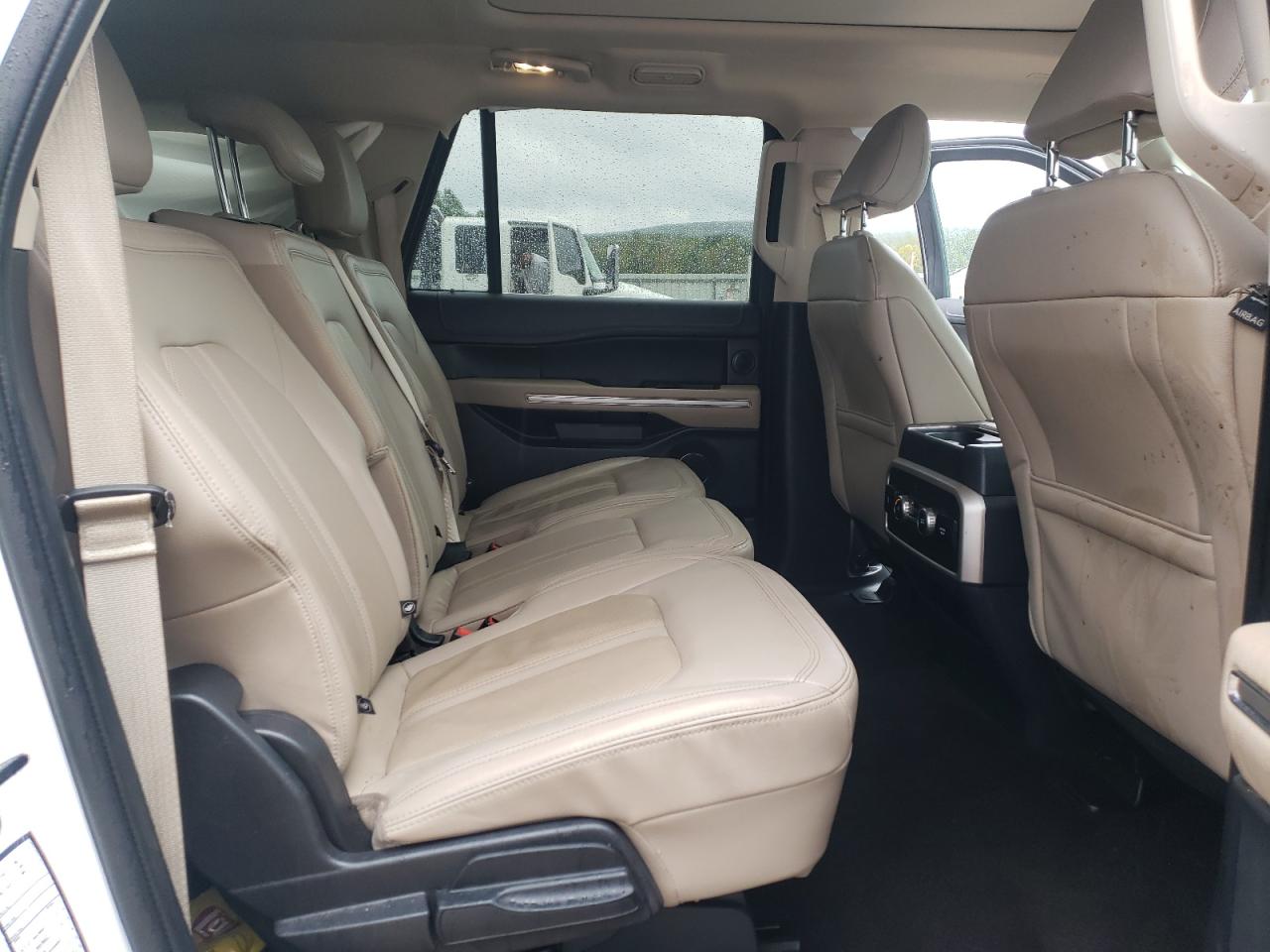 2022 Ford Expedition - Image 12