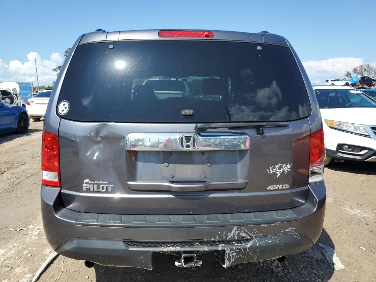 5FNYF4H22FB013227 2015 Honda Pilot Lx