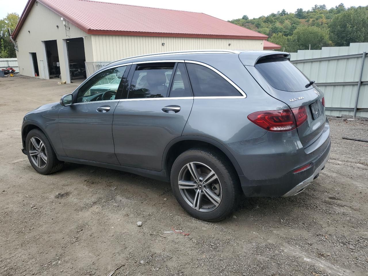 W1N0G8EB3LF865835 2020 MERCEDES-BENZ GLC - Image 2