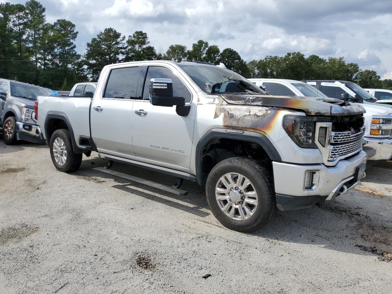 2020 GMC Sierra - Image 4