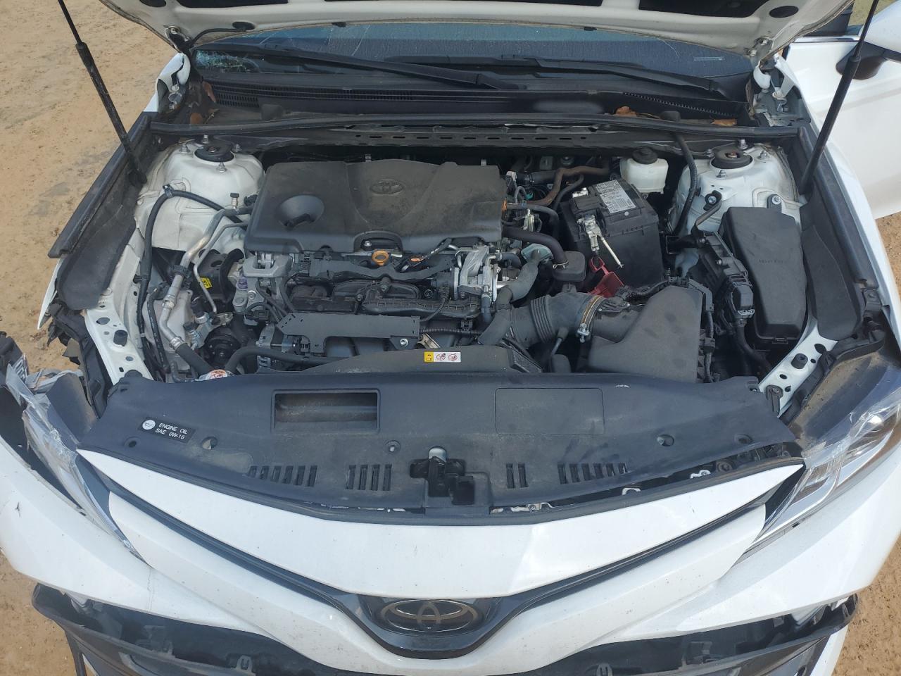 2020 Toyota Camry - Image 13
