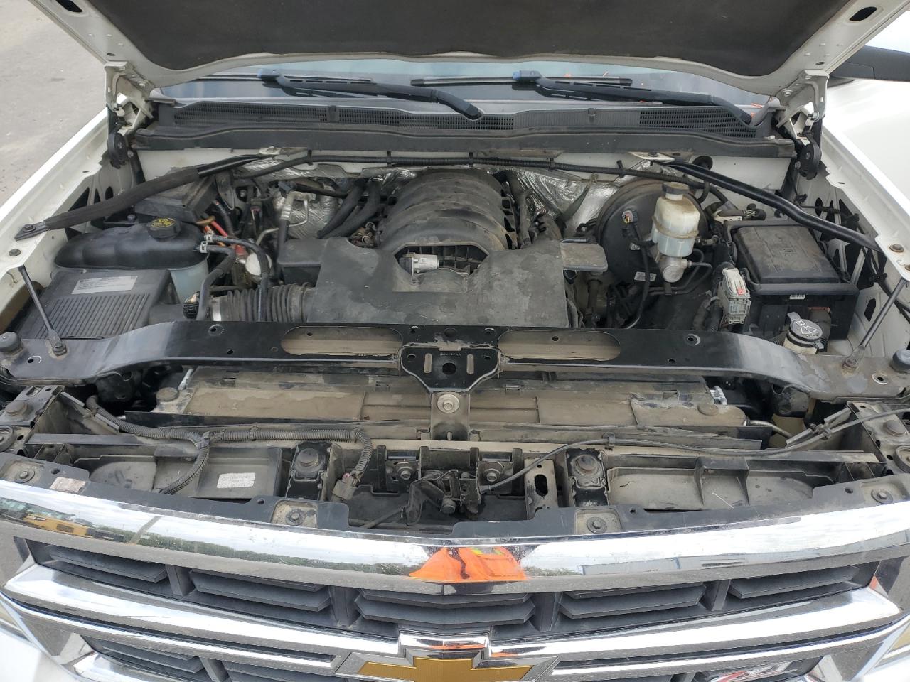 2015 Chevrolet Silverado - Image 11