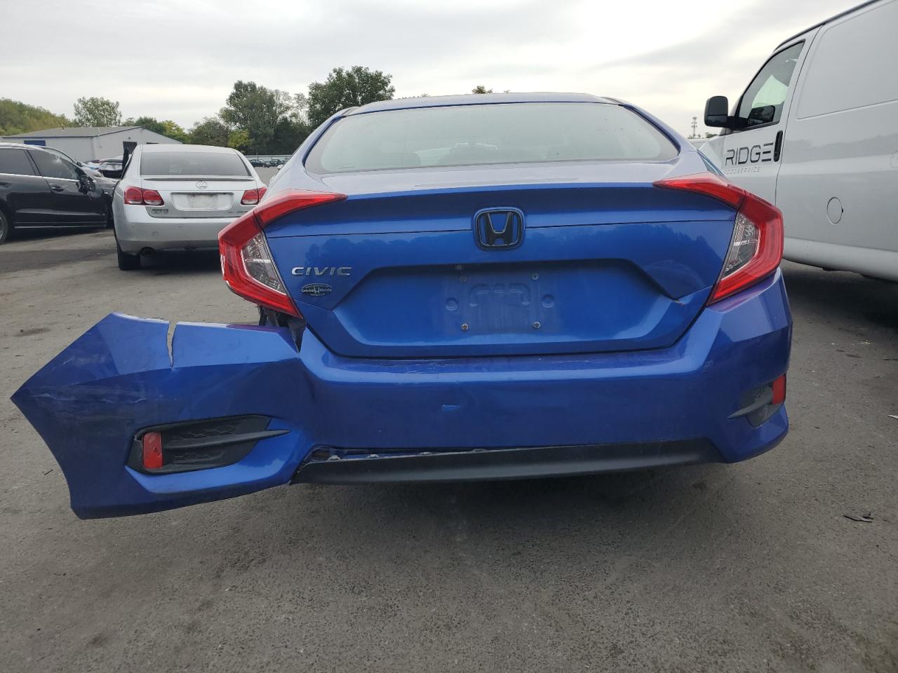 2HGFC2F55JH557145 2018 Honda Civic Lx