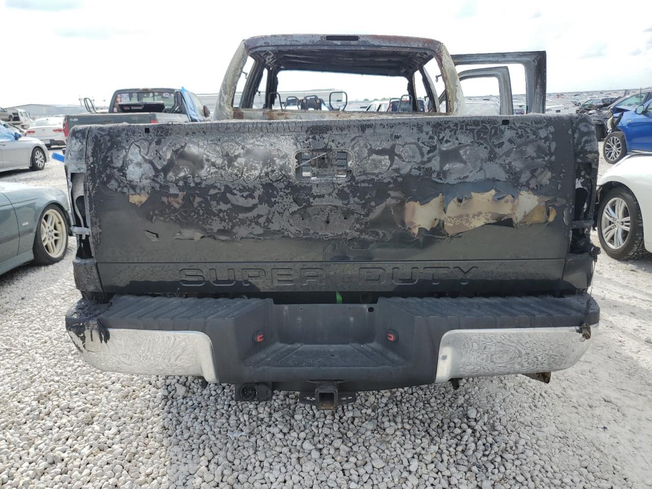 2011 Ford F250 - Image 6