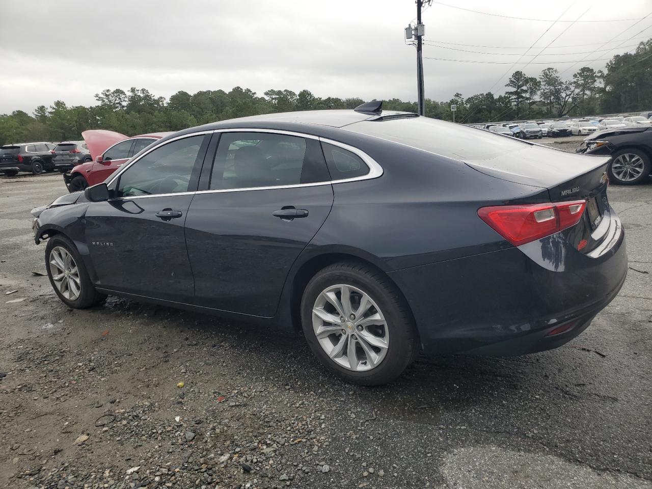 2023 Chevrolet Malibu - Image 2