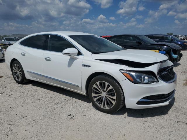  BUICK LACROSSE 2017 Biały