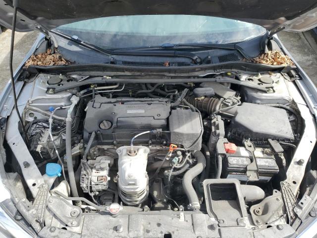 Sedans HONDA ACCORD 2016 Srebrny