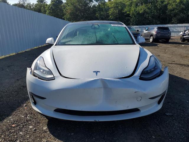  TESLA MODEL 3 2019 Білий