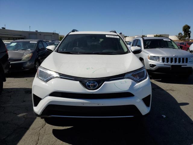  TOYOTA RAV4 2018 White