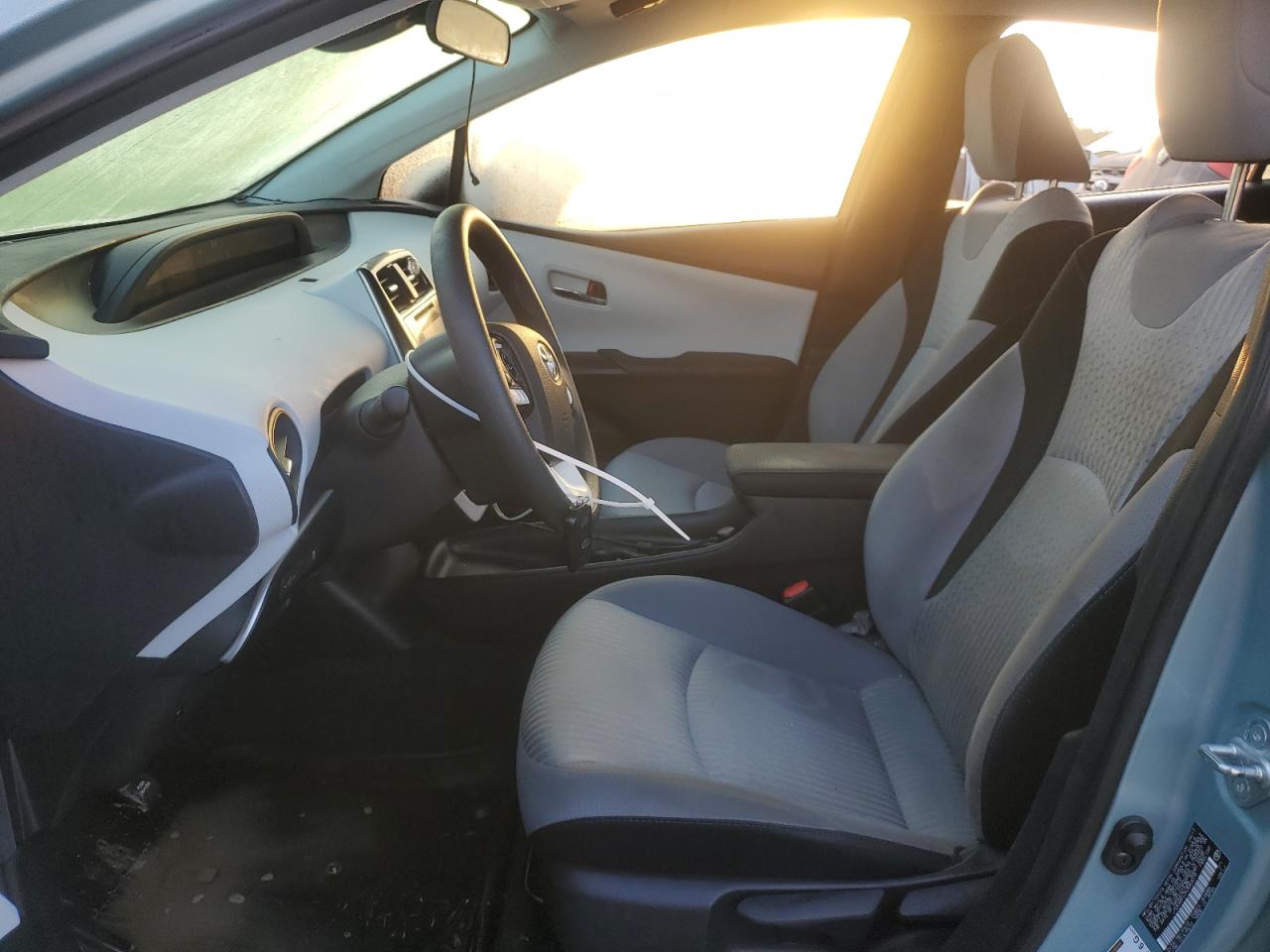 JTDKARFU7H3053079 2017 Toyota Prius
