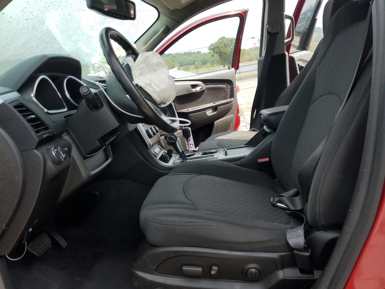 2012 Chevrolet Traverse - Image 7