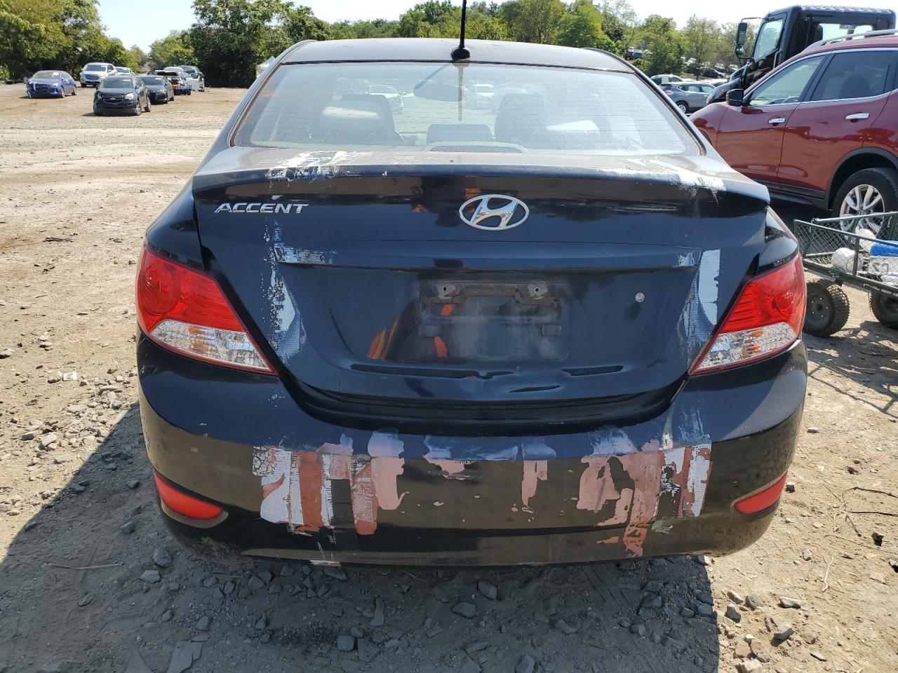 2013 Hyundai Accent Gls VIN: KMHCT4AEXDU413687 Lot: 70765594