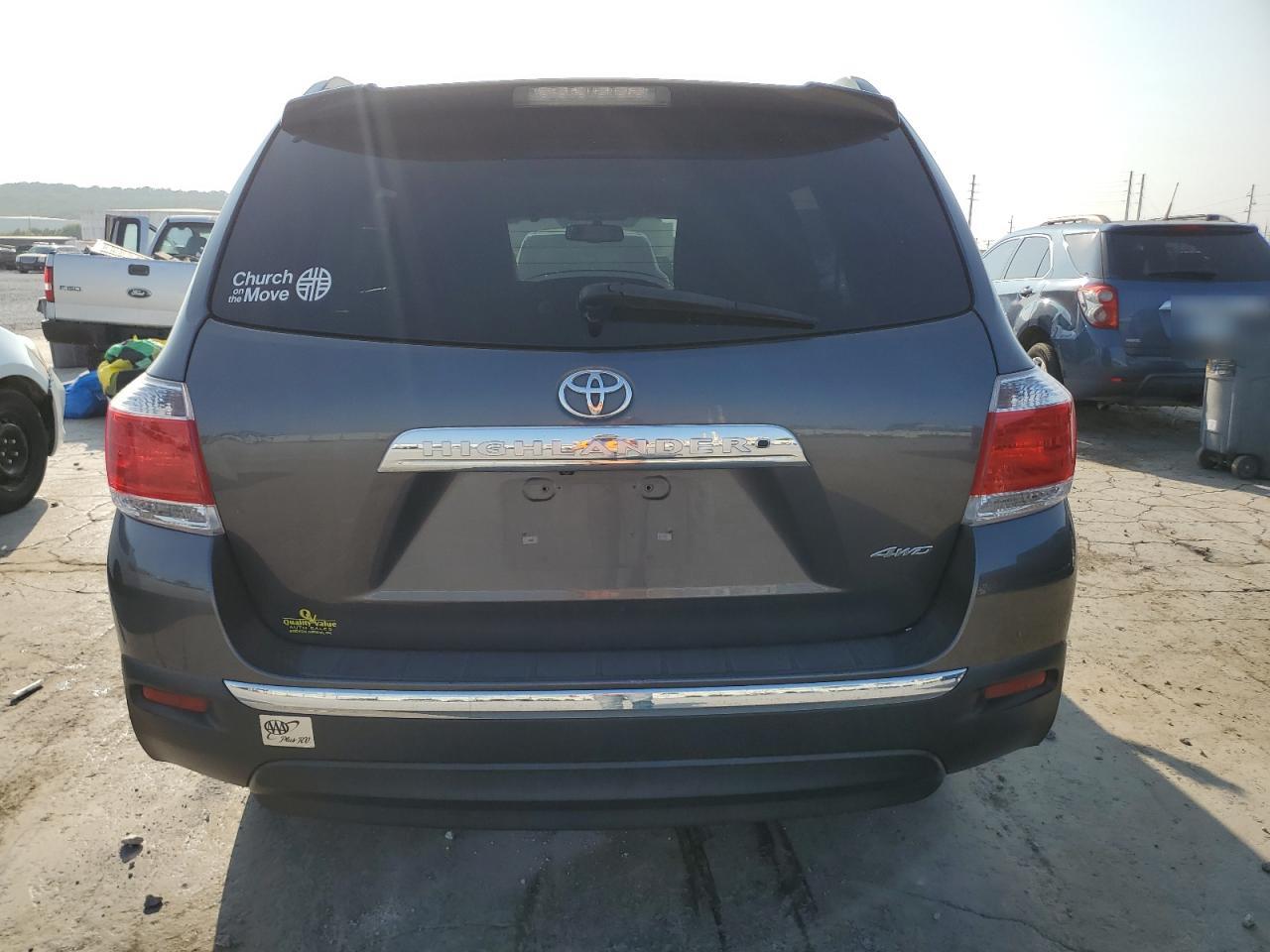 5TDBK3EHXBS079745 2011 Toyota Highlander Base