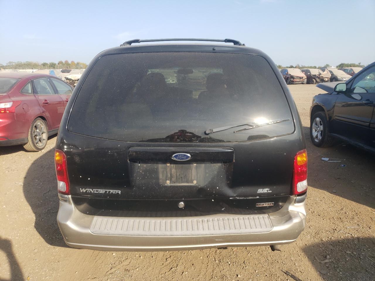 2003 Ford Windstar - Image 6