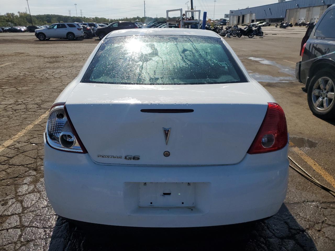 2009 Pontiac G6 - Image 6