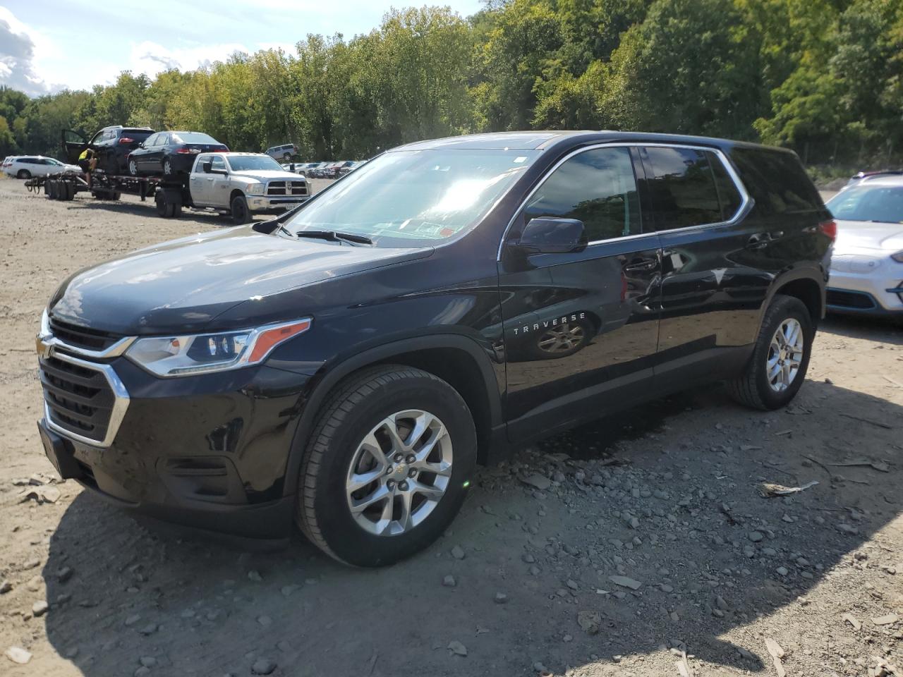 1GNEVFKW8LJ275360 2020 CHEVROLET TRAVERSE - Image 1