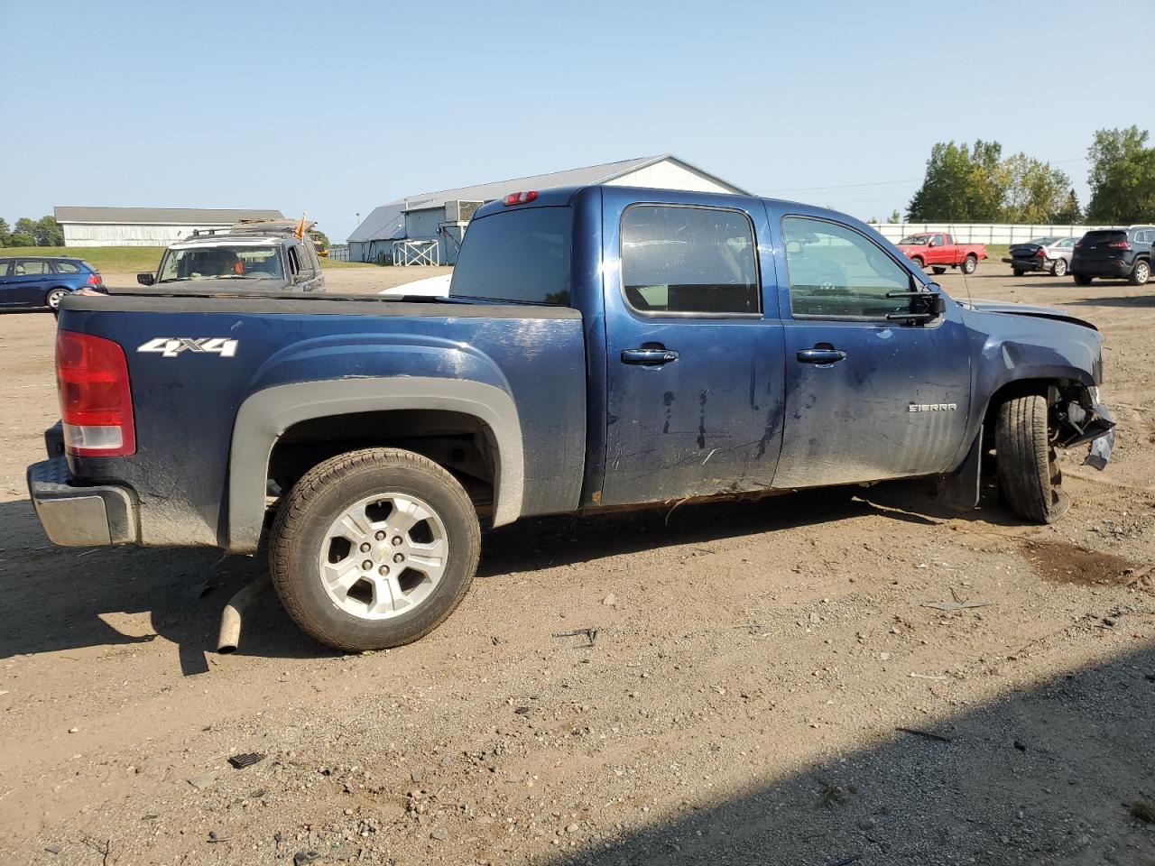2011 GMC Sierra - Image 3